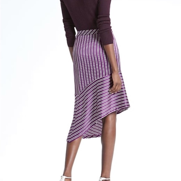 💫HP💫BANANA REPUBLIC ASYMMETRICAL  SKIRT - Picture 2 of 4